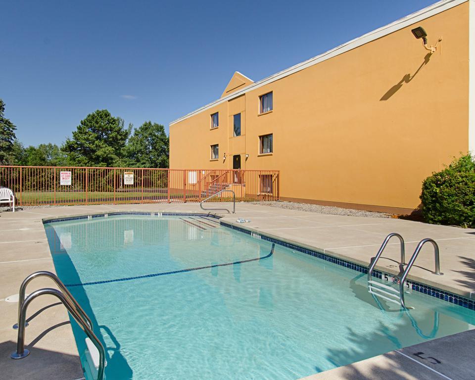 Suburban Extended Stay Hotel Worcester Exteriör bild