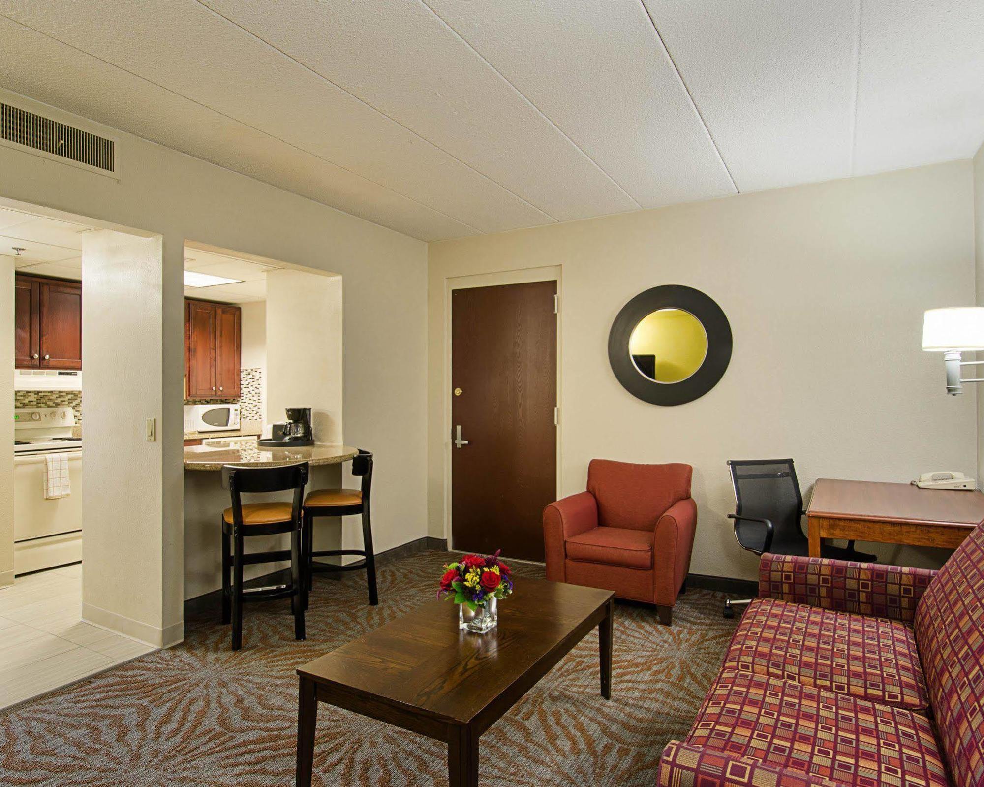 Suburban Extended Stay Hotel Worcester Exteriör bild